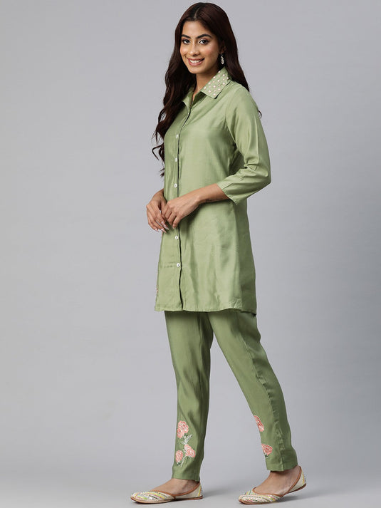 Women Embroidered Pure Silk Co-Ords