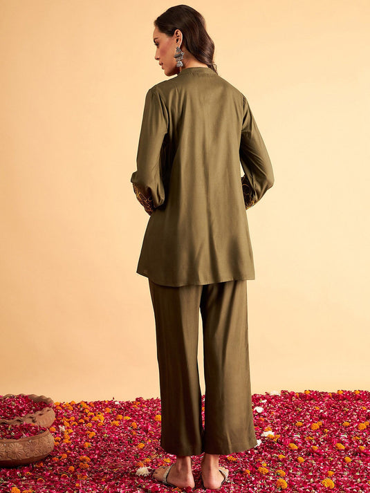 Embroidered Shirt-Collar Shirt With Trouser
