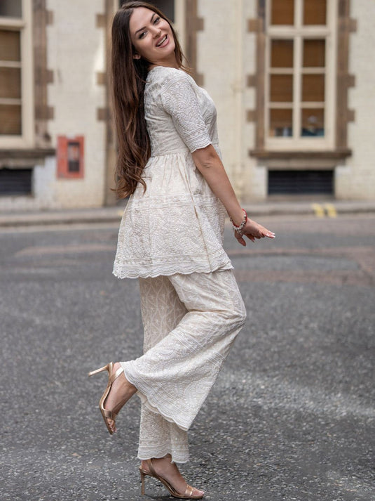 Women Chikankari Embroidered Pure Cotton Tunic & Trousers