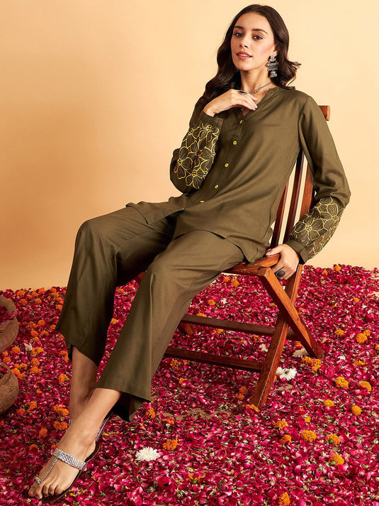 Embroidered Shirt-Collar Shirt With Trouser