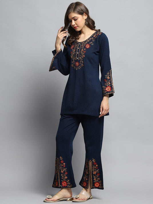 Round Neck Floral Embroidered Straight Tunic With Trousers